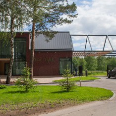 Въездная группа поселка Малое Сареево на Рублевке